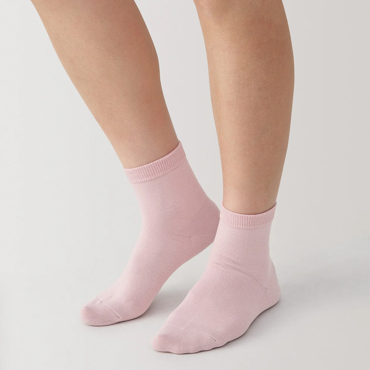 Right Angle 3 Layer Loose Top Short Socks - Image 13