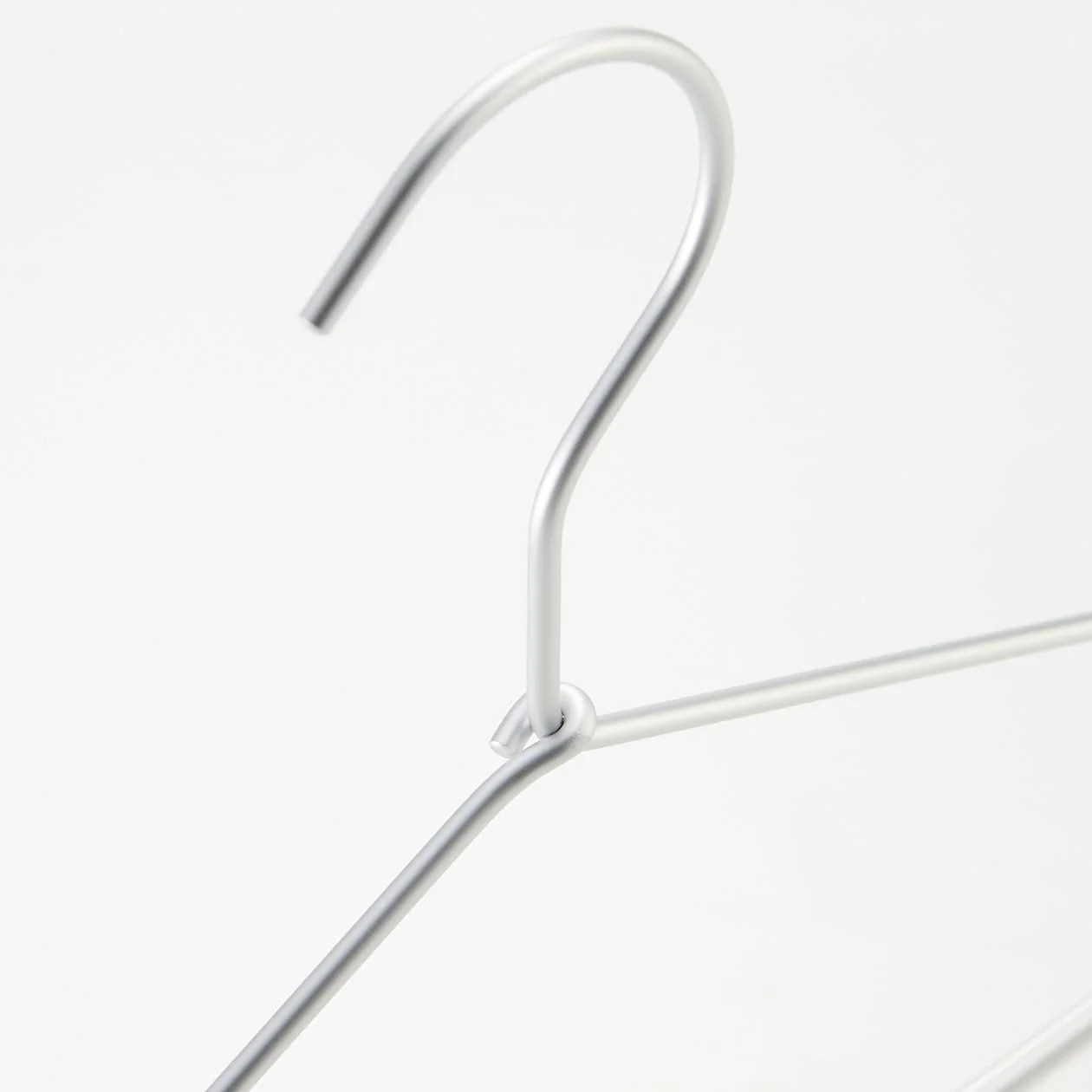 Aluminium Clothes Hanger with Notches - 42cm (3 Pack) - Image 4