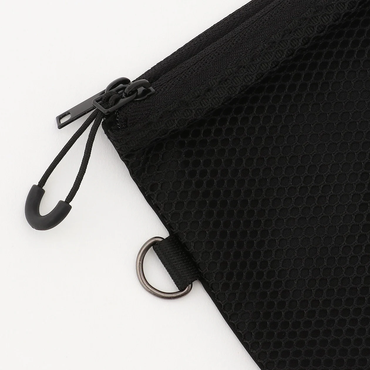 Double Pocket Mesh Pouch - Medium - Image 5