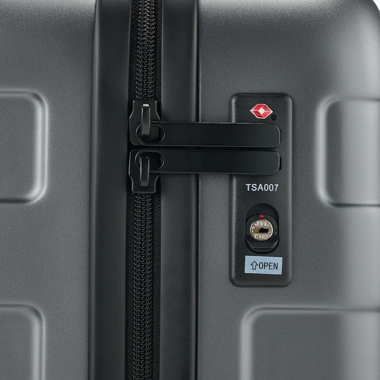 Hard Shell Suitcase - 20L (47cm) - Image 77