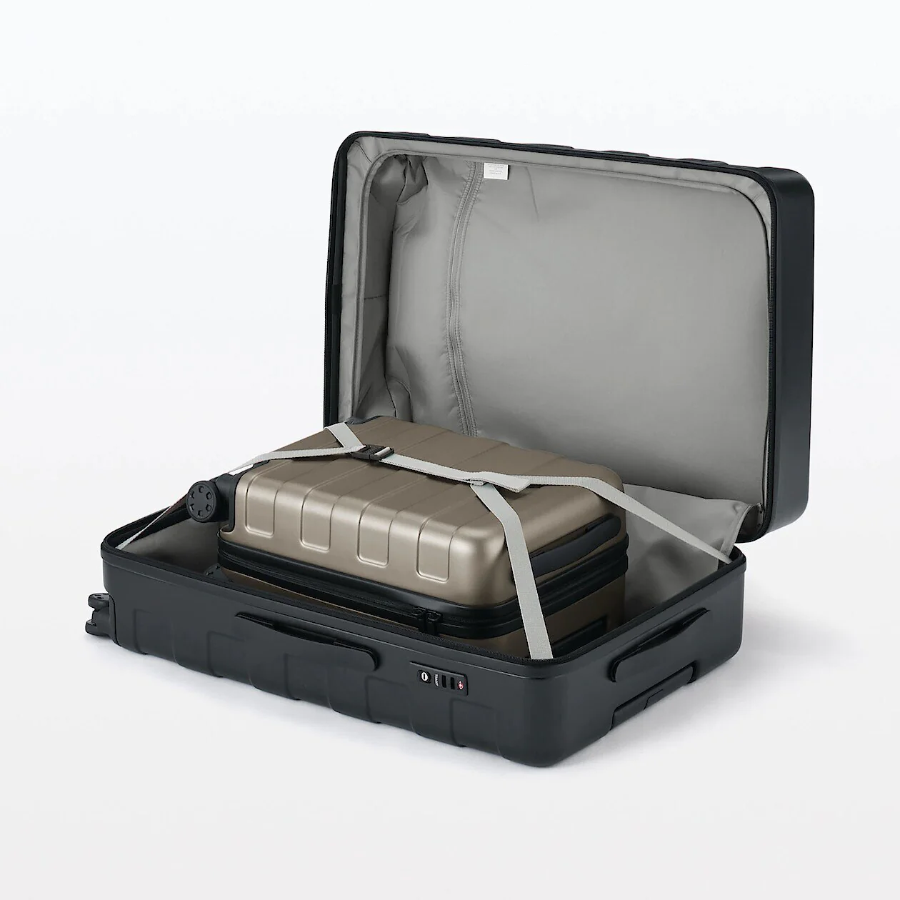 Hard Shell Suitcase - 36L (54cm) - Image 60