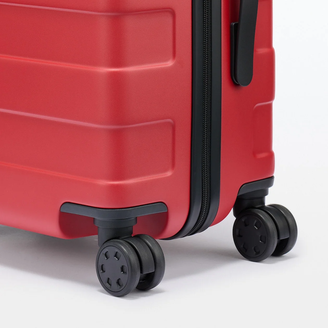Hard Shell Suitcase - 36L (54cm) - Image 72