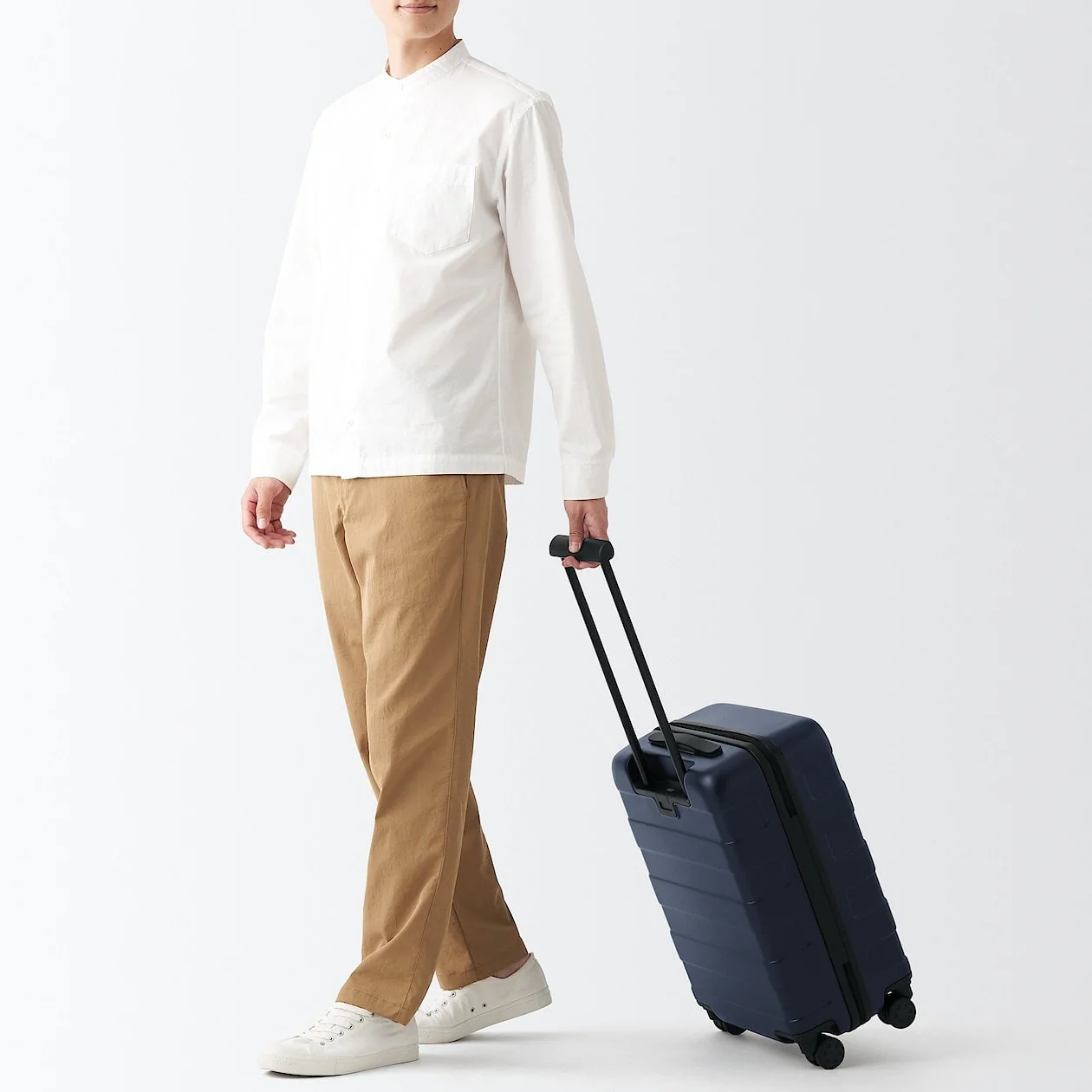 Hard Shell Suitcase - 36L (54cm) - Image 79