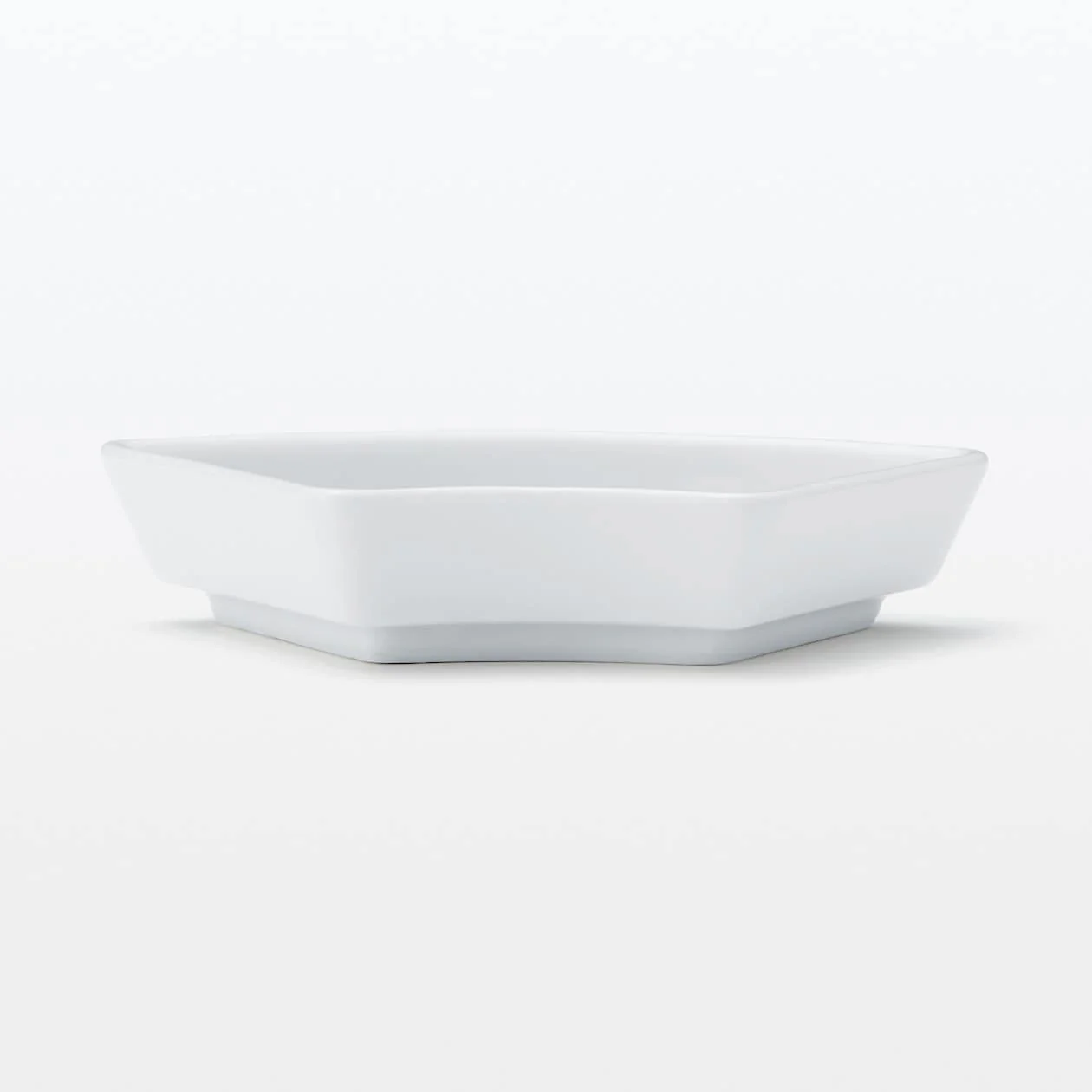 Hasami White Fortune Small Plate - Fan - Image 2