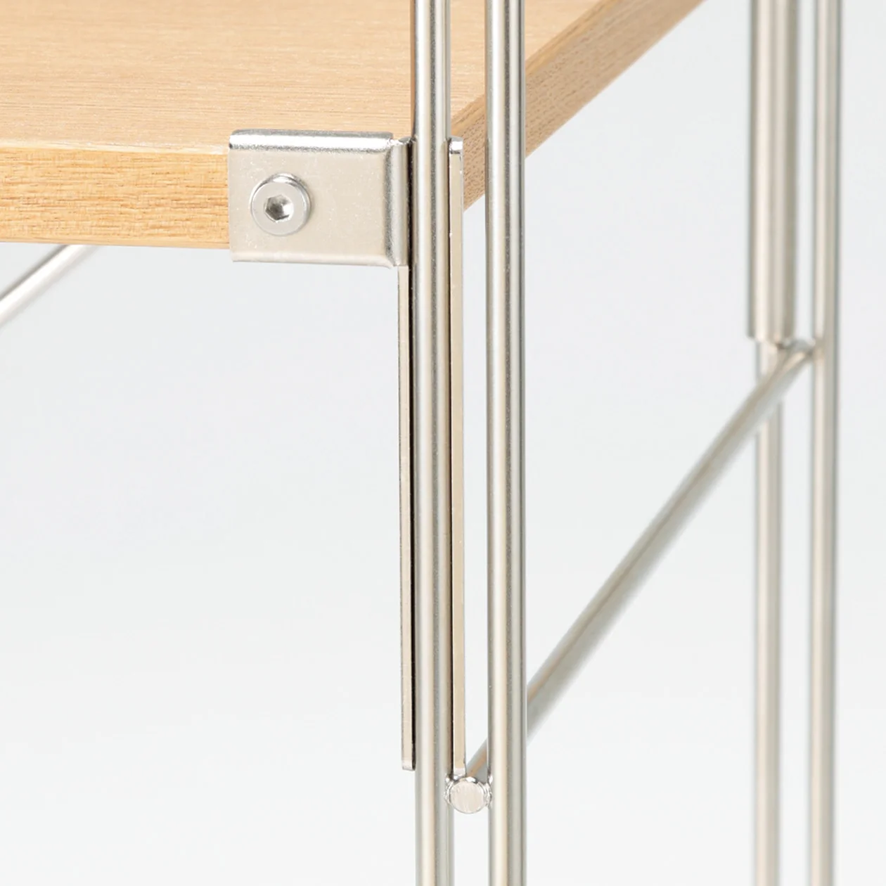 Height Adjustable Bracket for Stainless Steel Unit Shelf Set - Image 2