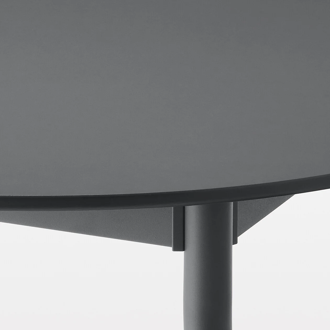 Indoor/Outdoor Round Table with Aluminium Legs - Image 29