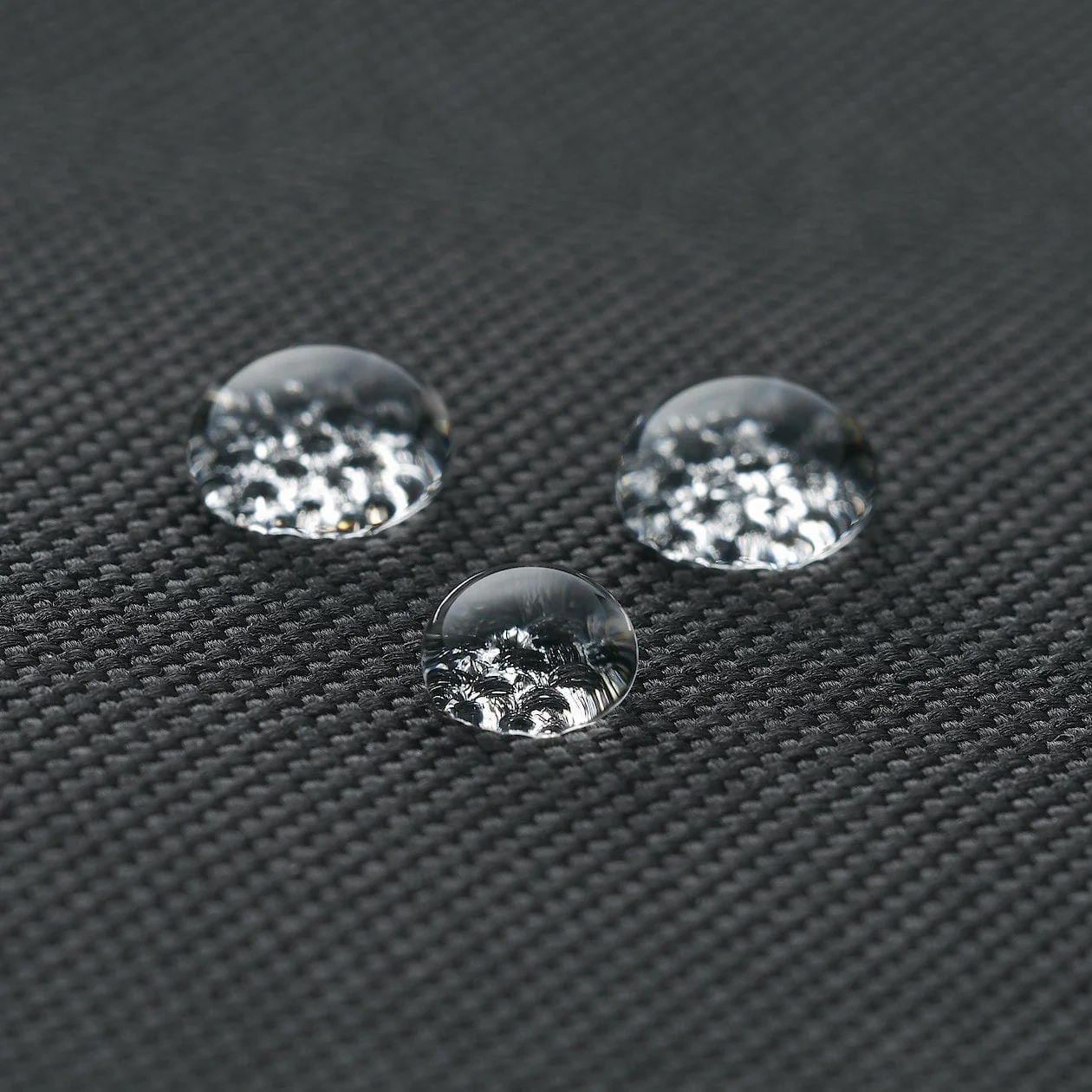 Less Tiring Water Repellent Backpack - Image 11