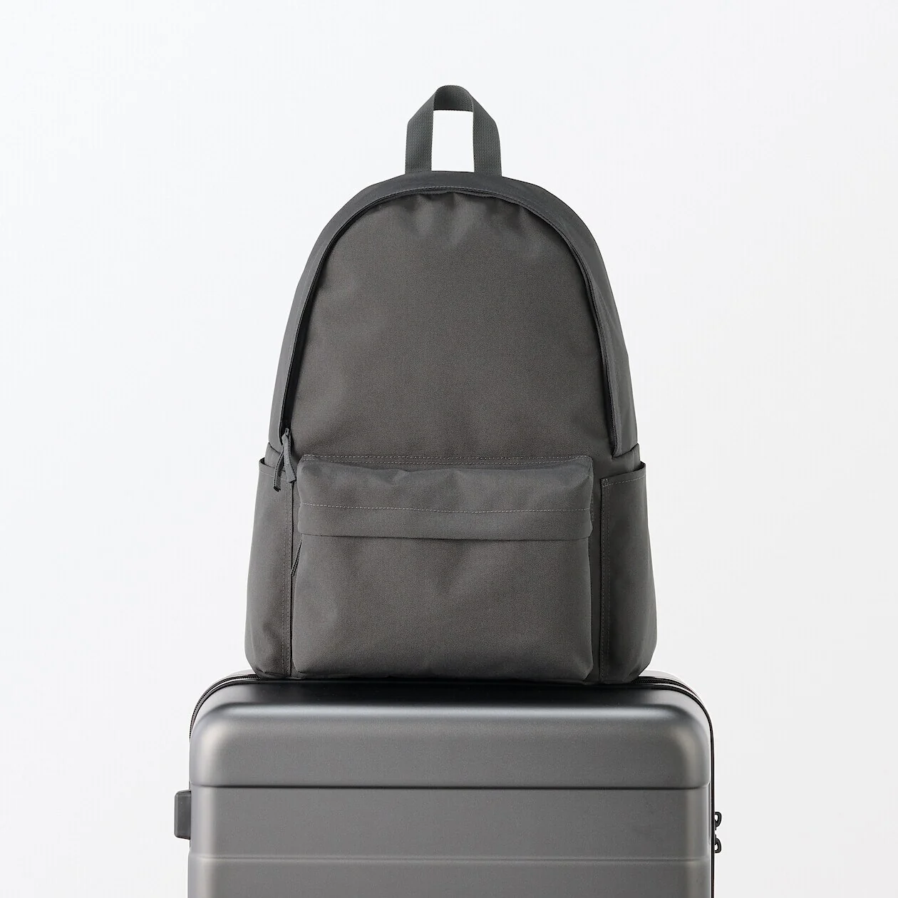 Less Tiring Water Repellent Backpack - Image 39