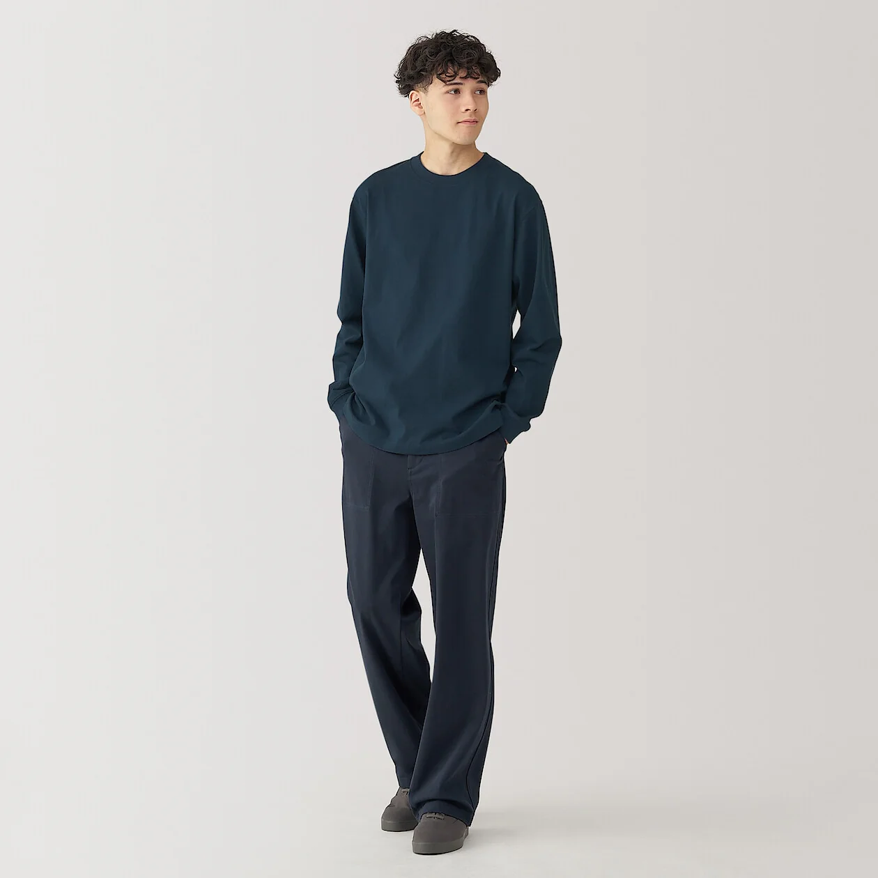 Washed Cotton Heavyweight Crewneck Long Sleeve T-Shirt - Image 23