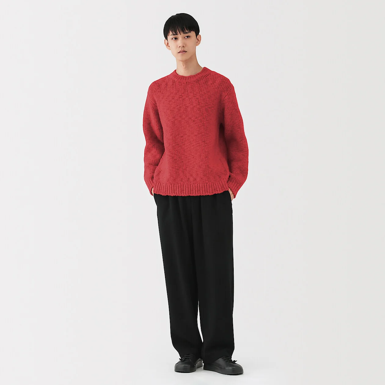 Merino Wool Low-Gauge Crewneck Sweater - Image 12