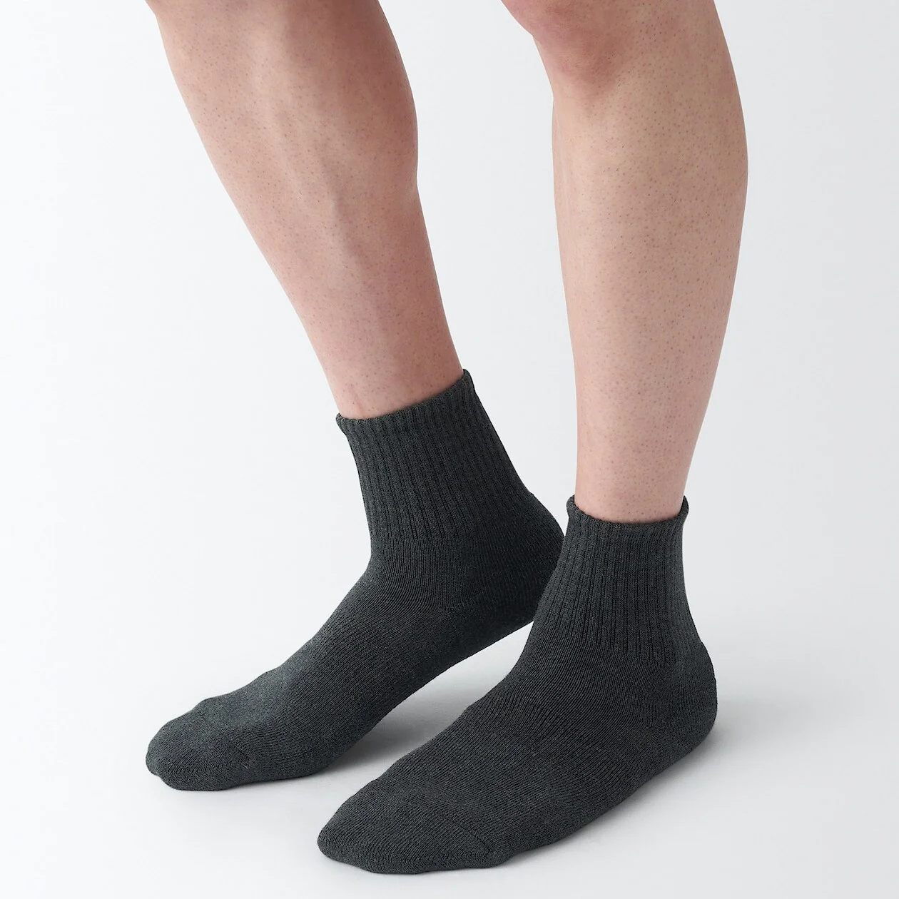Right Angle Pile Short Socks - Image 4
