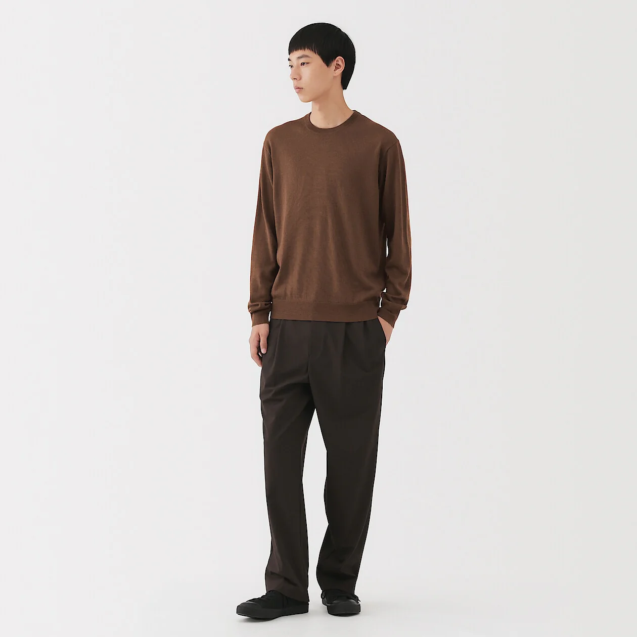 Washable Wool High-Gauge Crewneck Sweater - Image 16
