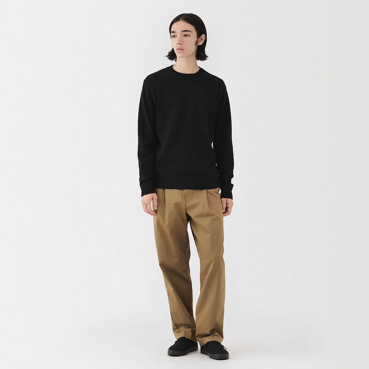 Washable Wool Mid Gauge Crewneck Sweater - Image 13