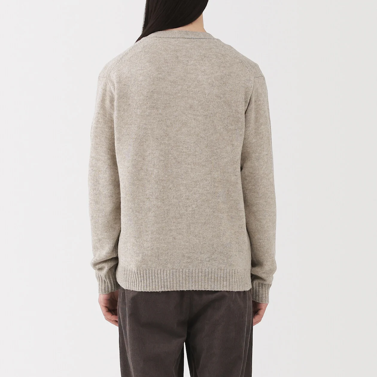 Washable Wool Mid Gauge V-Neck Cardigan - Image 16