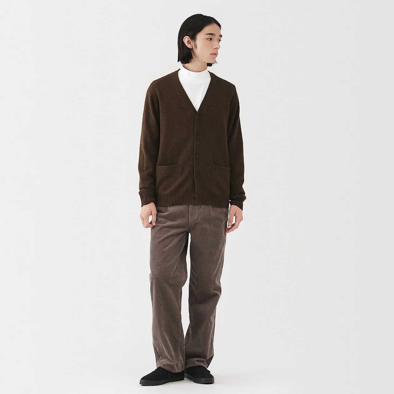 Washable Wool Mid Gauge V-Neck Cardigan - Image 2