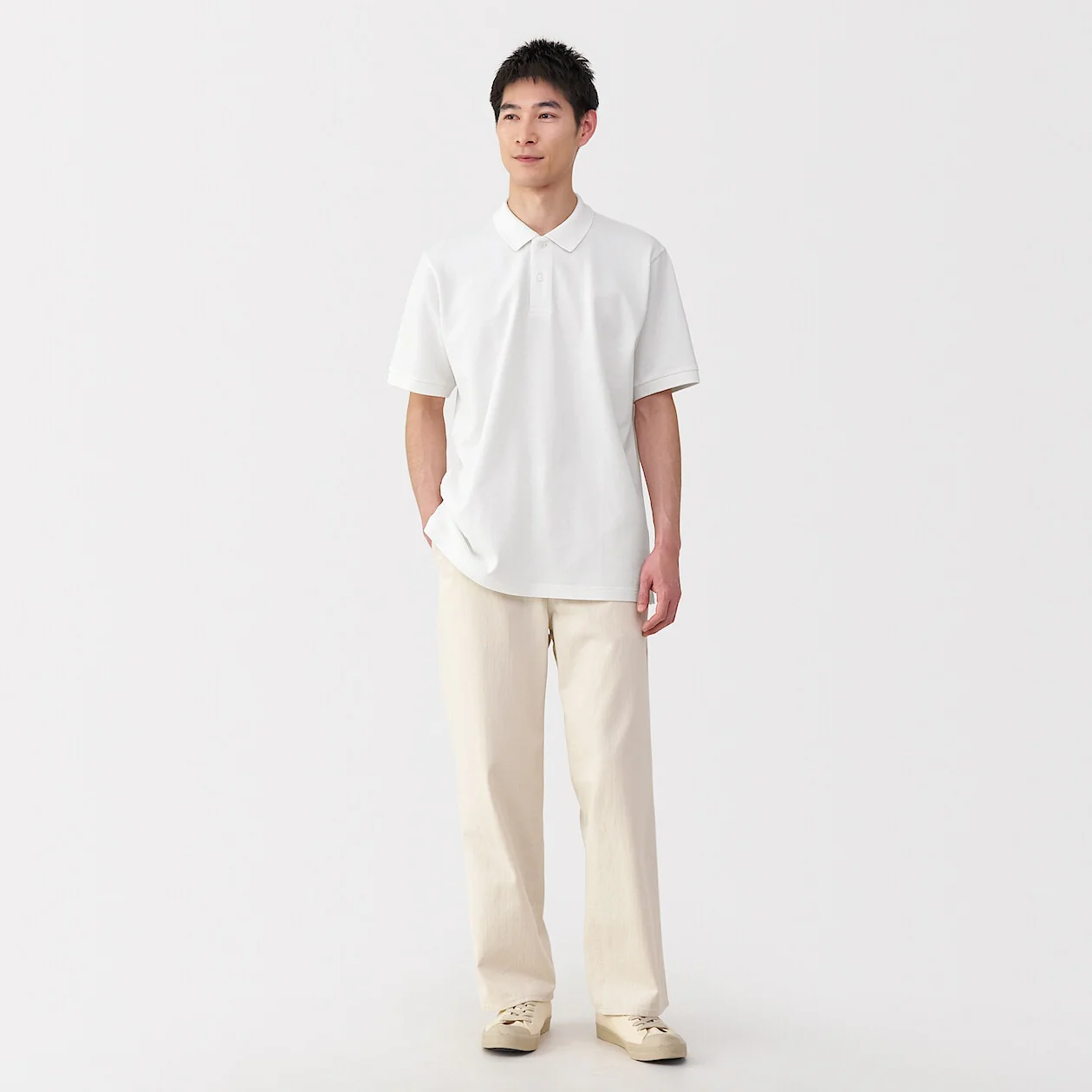 Washed Pique Short Sleeve Polo Shirt - Image 10