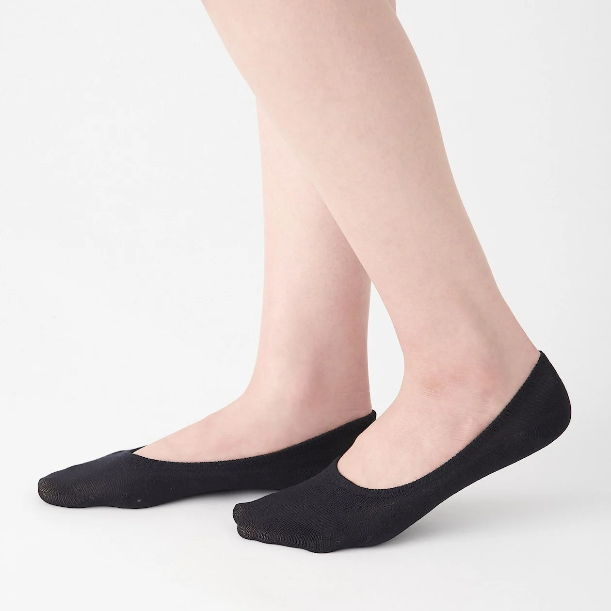 Non-Slip Wide Fit Cotton Blend No-Show Socks - Image 8
