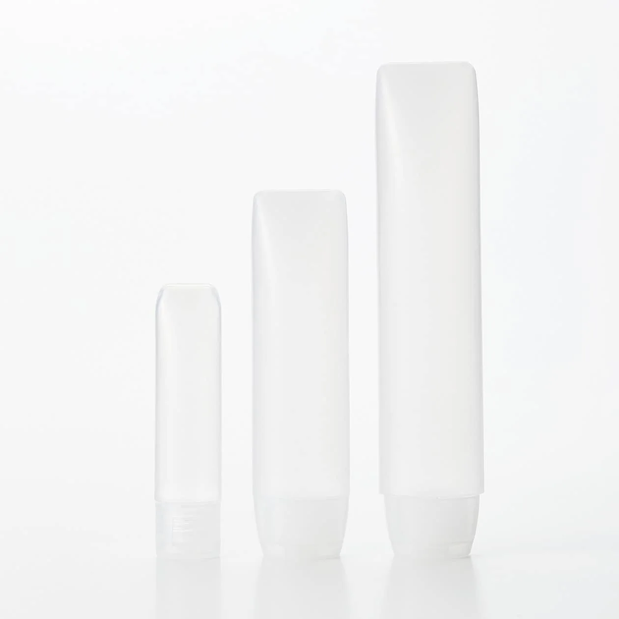 Polyethylene Petit Travel Tube - Medium - Image 6