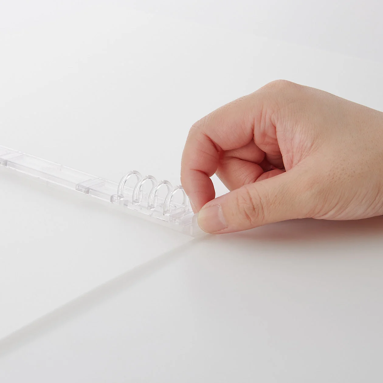 Polypropylene Binder With One Touch Ring - Image 5