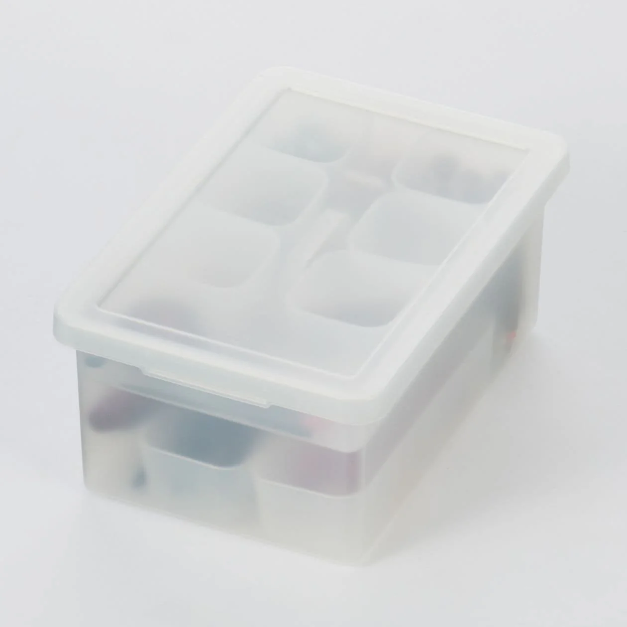 Polypropylene Storage Container - Medium - Image 8