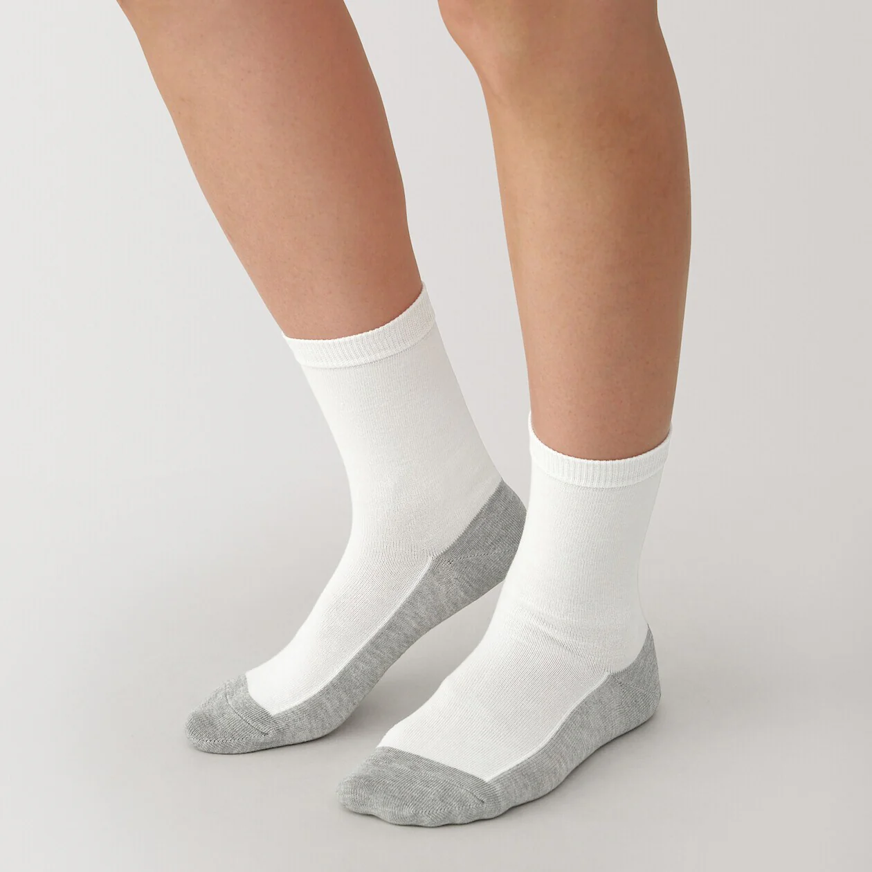 Right Angle 3 Layer Loose Top Socks - Image 28