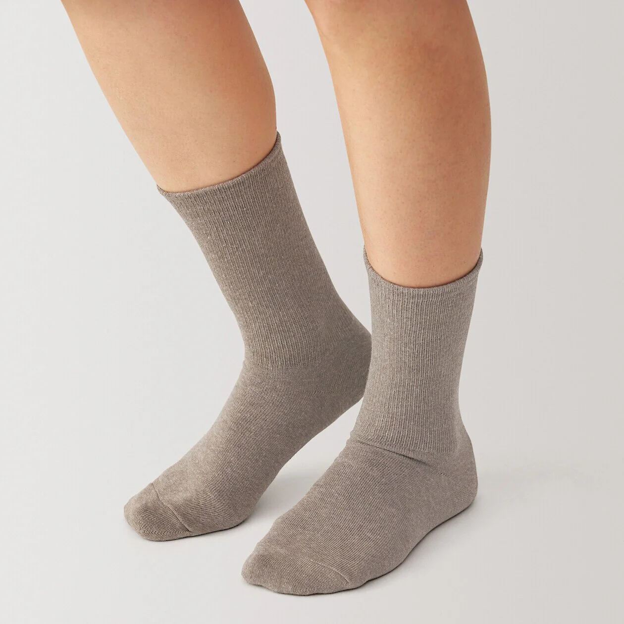 Right Angle Loose Top Tapered Socks - Image 6