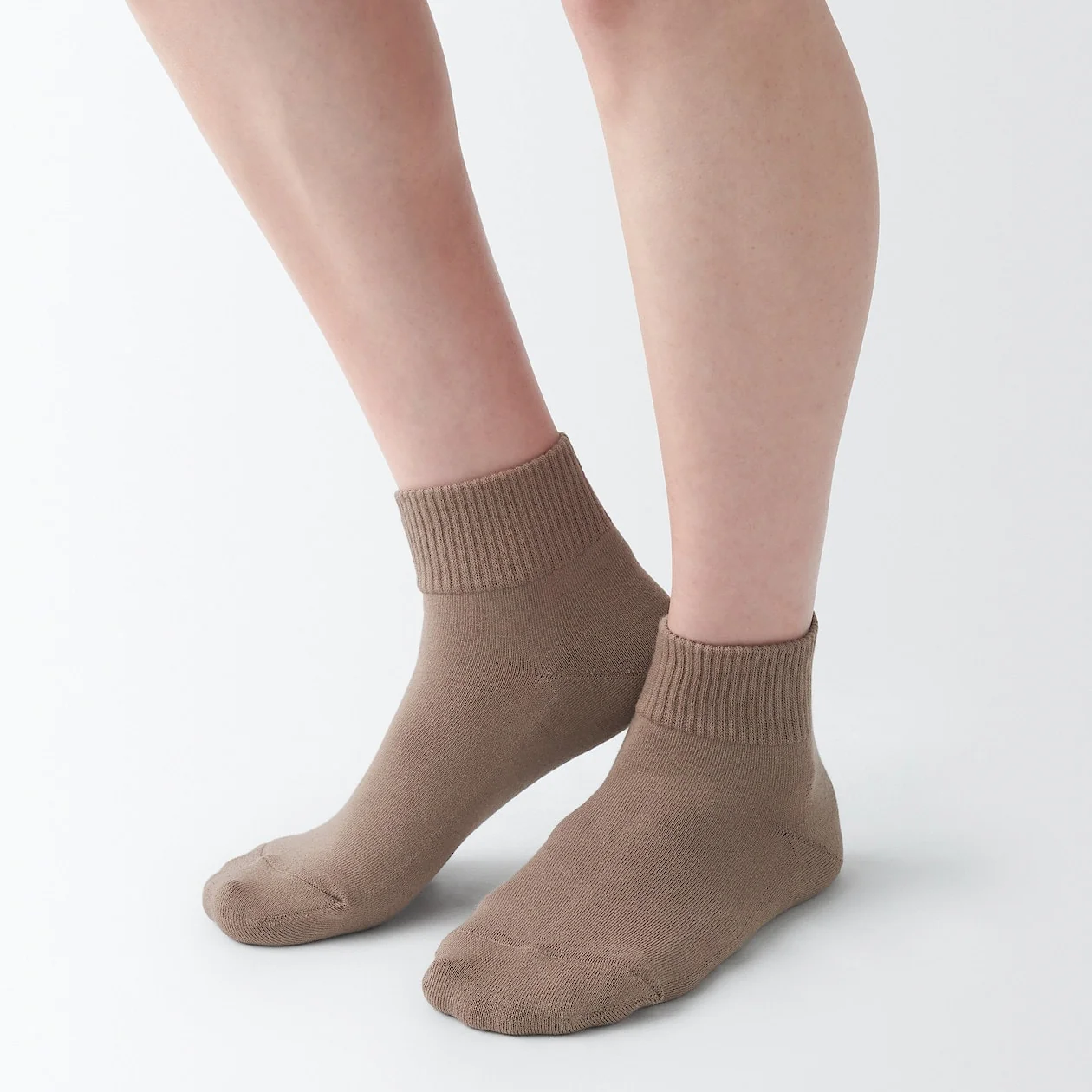 Right Angle Pile Short Socks - Image 8