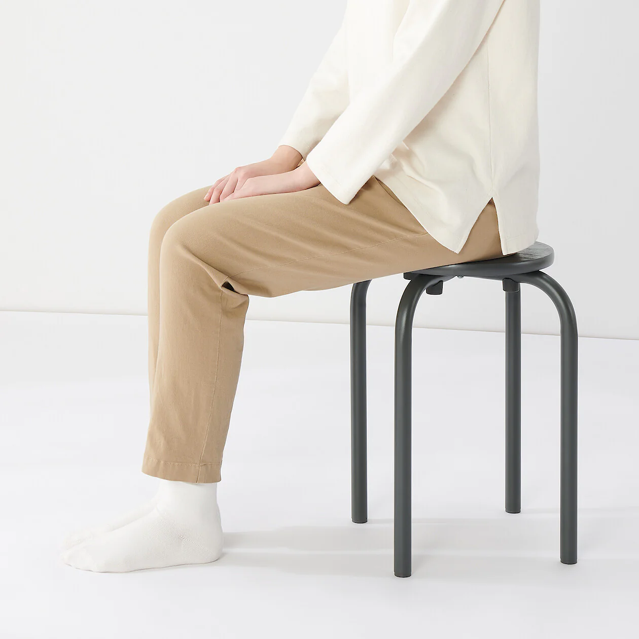 Steel Pipe Stacking Stool - Image 8