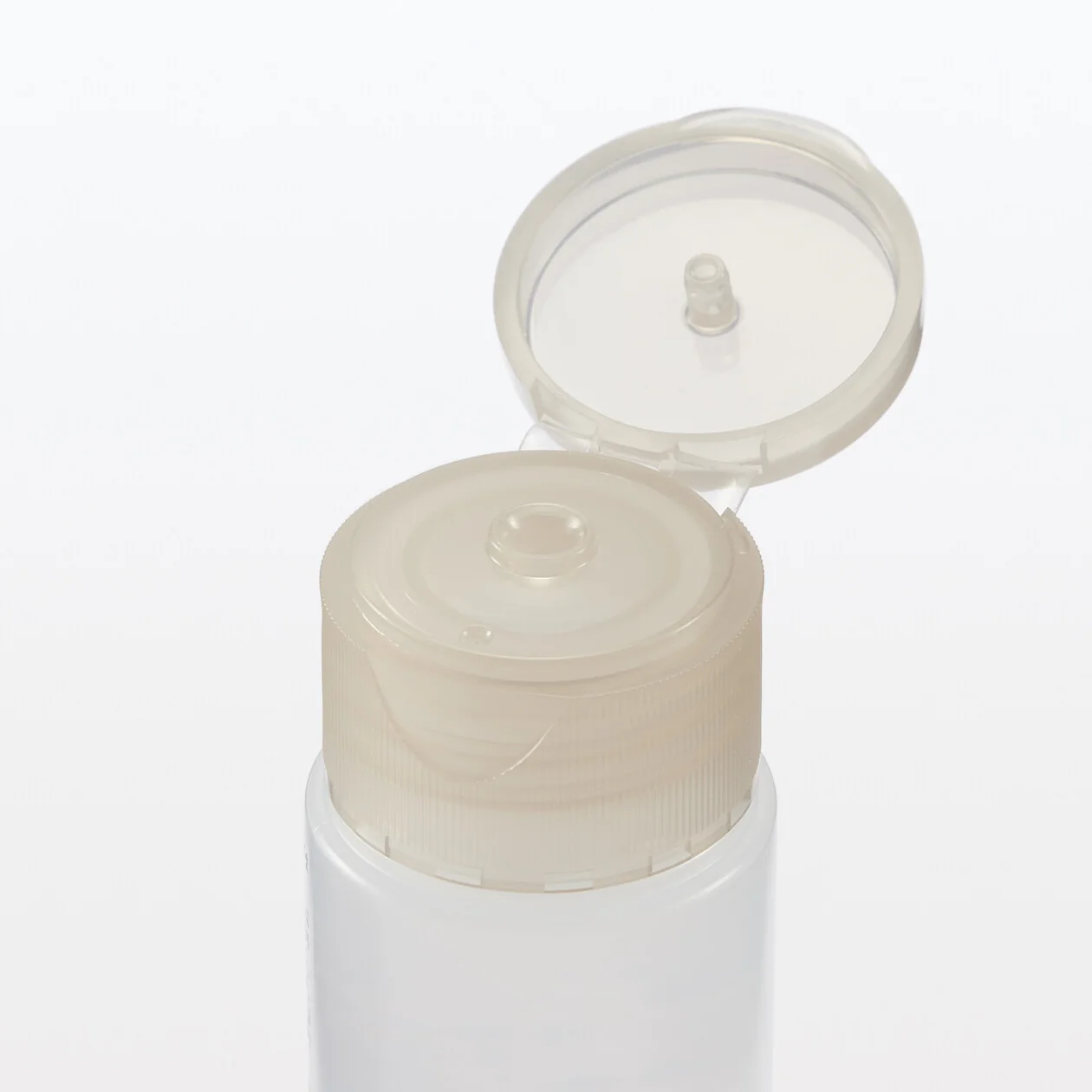 Sensitive Skin Toning Water Mini - Deep Moisture (50ml) - Image 2