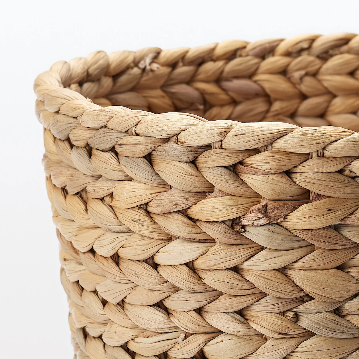 Water Hyacinth Round Basket - Deep - Image 4