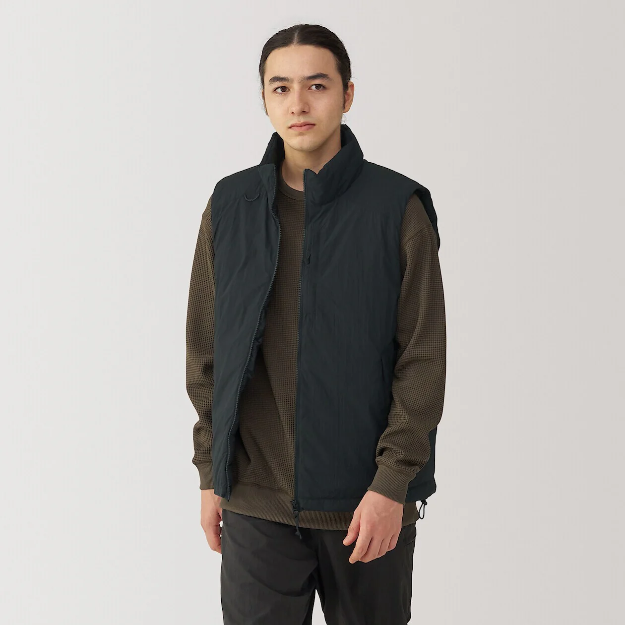 Water Repellent Walking Vest - Image 13