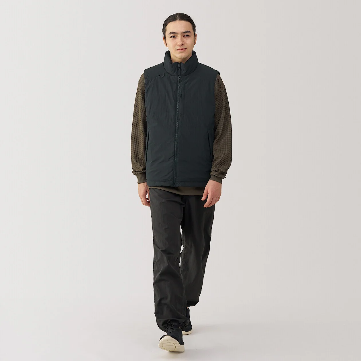 Water Repellent Walking Vest - Image 14