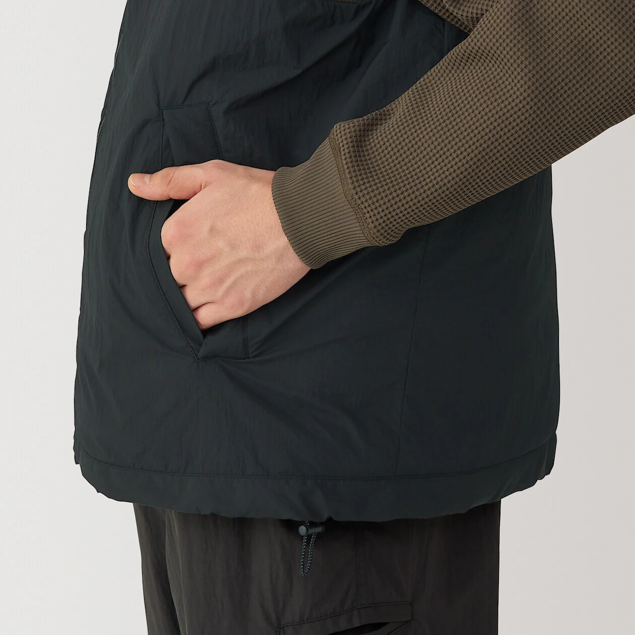 Water Repellent Walking Vest - Image 20
