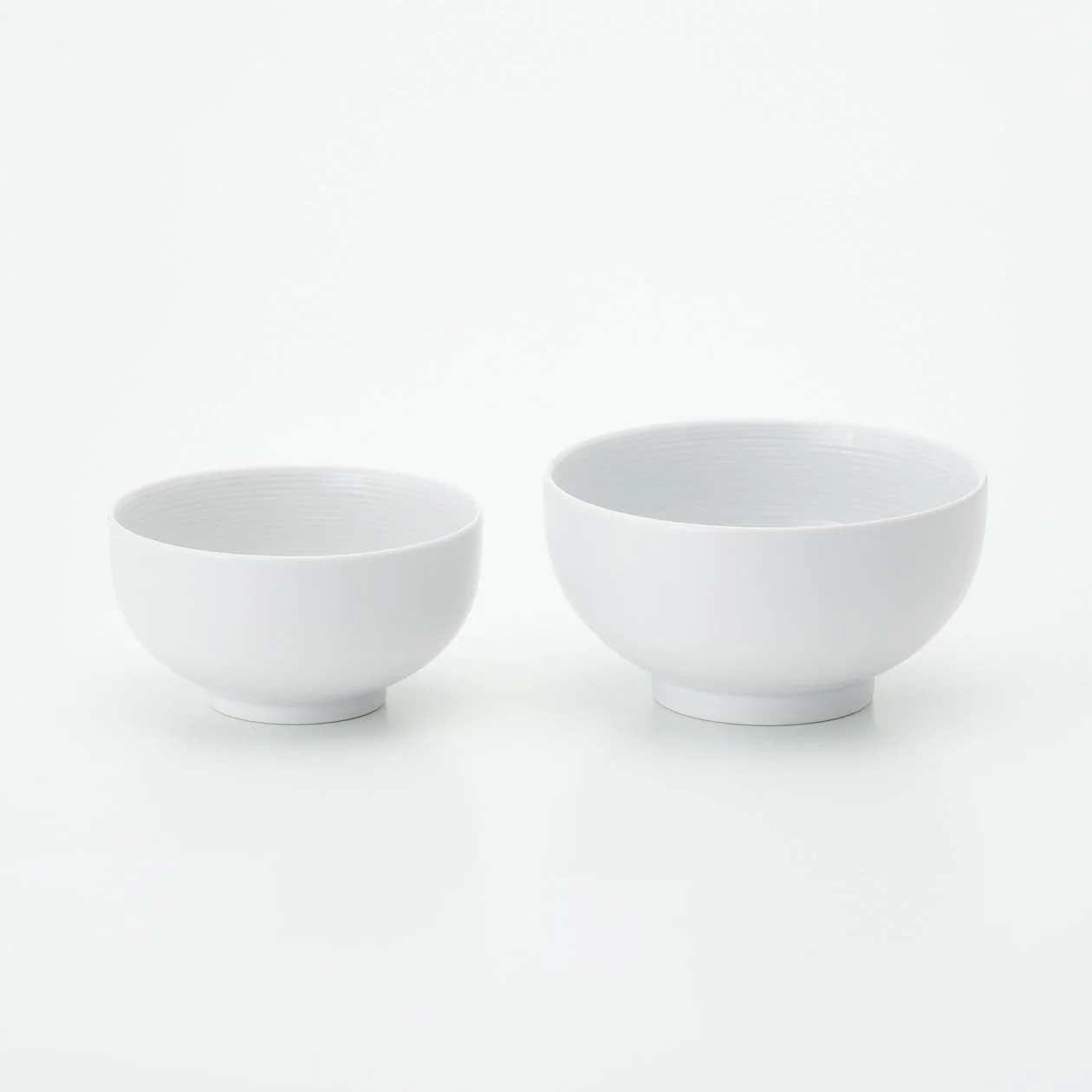 White Porcelain Donburi Bowl - Small - Image 6