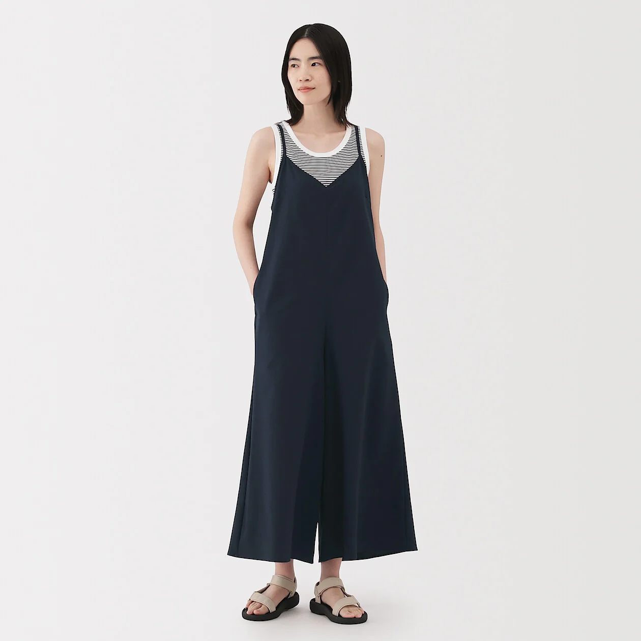 Breathable Seersucker Jumpsuit - Image 21