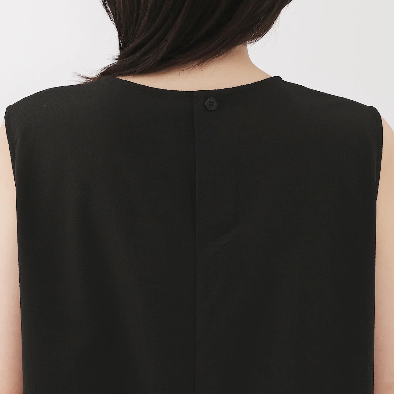 Breathable Seersucker Sleeveless Dress - Image 15