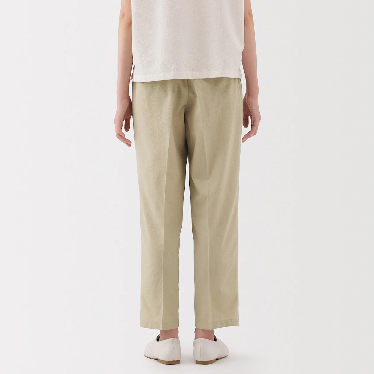Breathable Seersucker Tapered Pants - Image 4