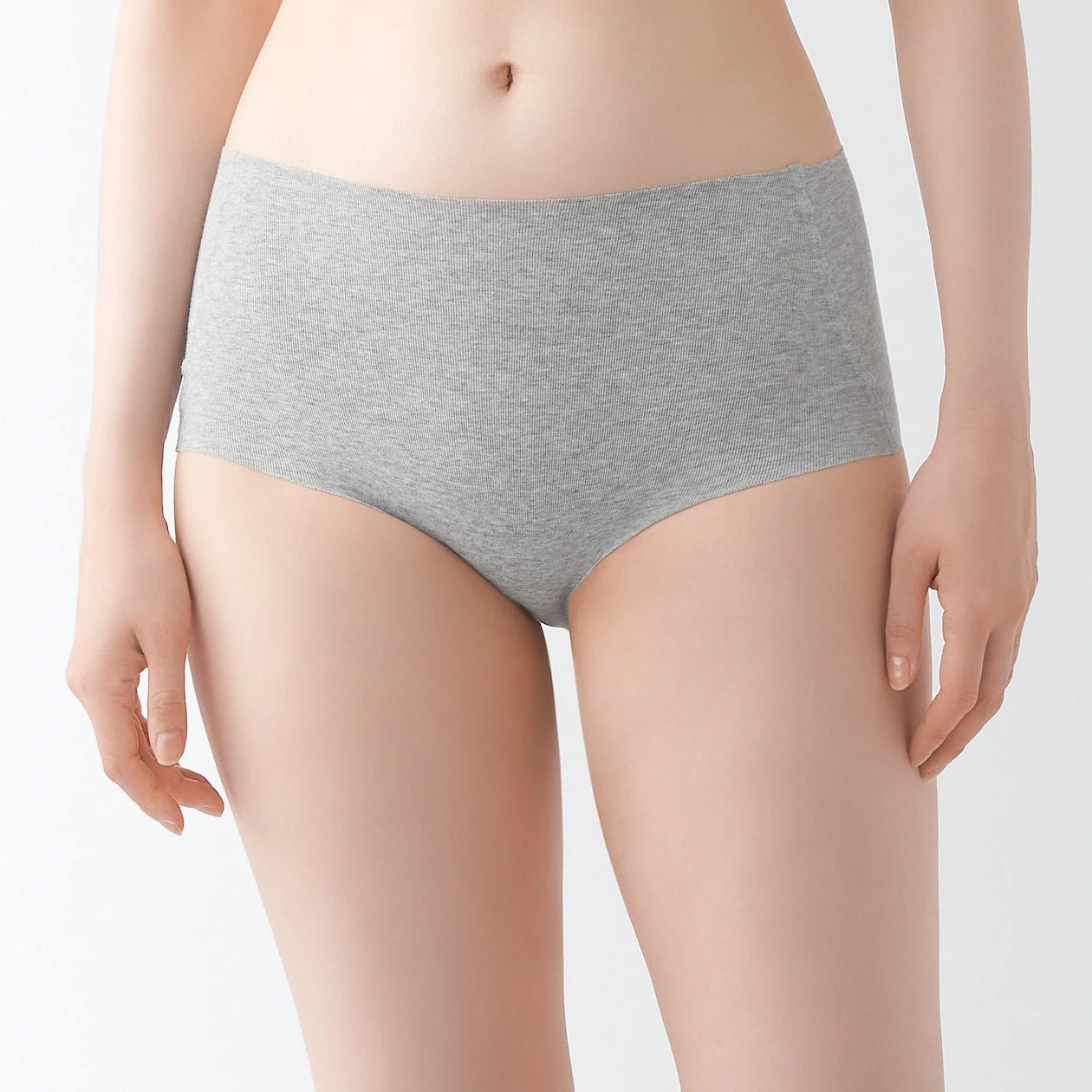 Complete Seamless High-Rise Bikini Brief