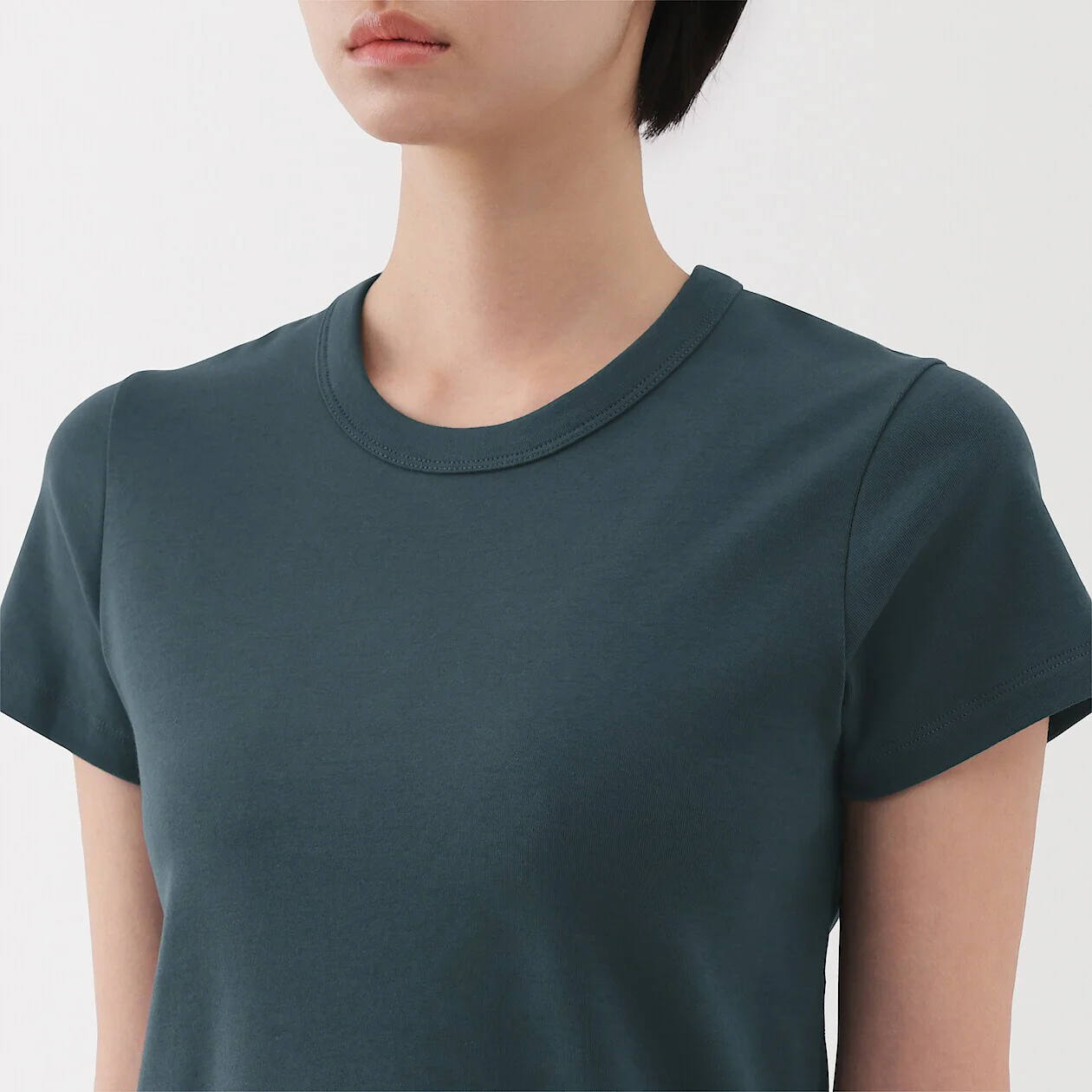 Cool Touch Anti Sweat-Stain Crewneck Short Sleeve T-Shirt - Image 13