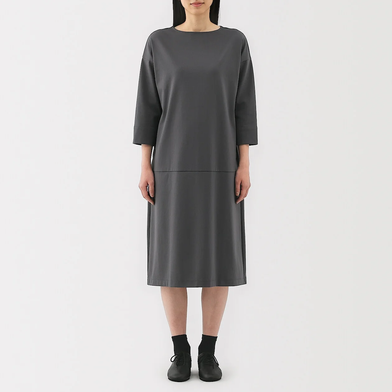 Double Knitted 3/4 Sleeve Dress - Image 12