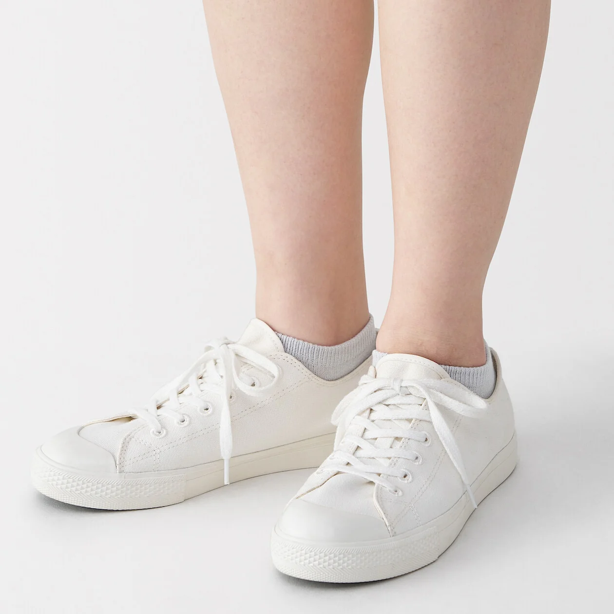 Right Angle Moisture Wicking Cotton Sneaker Socks - Image 9