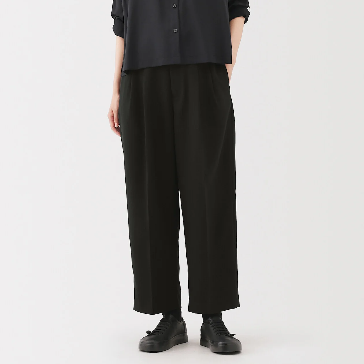 Polyester Twill Tucked Wide Pants - Image 11