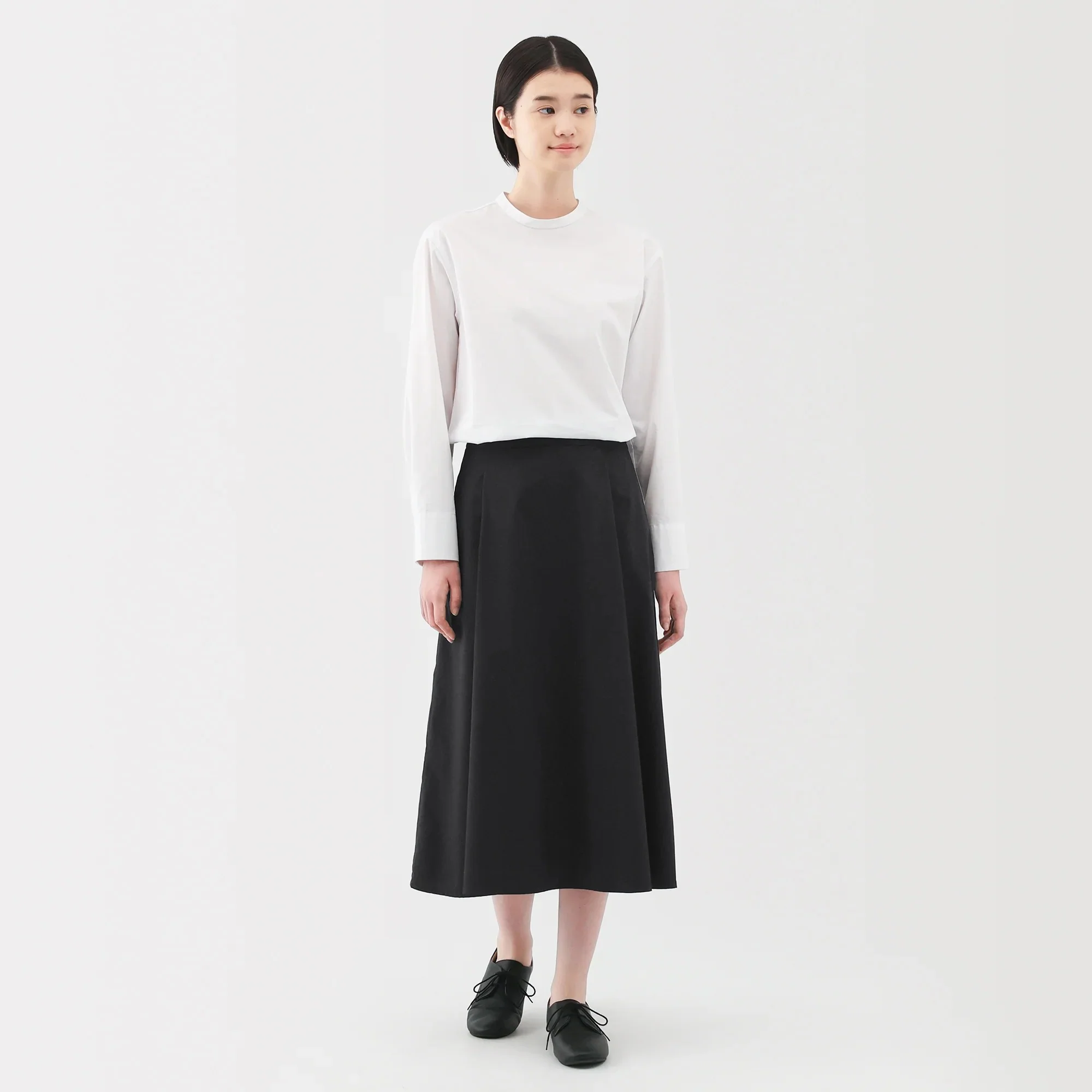 Quick Dry Broadcloth Flare Skirt - Image 15