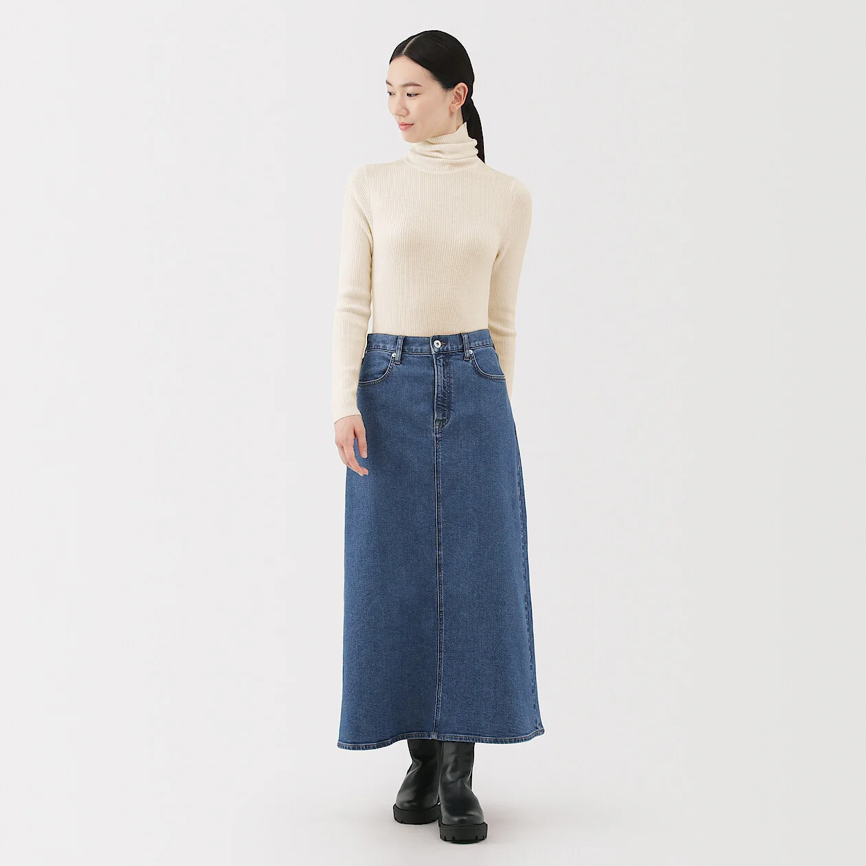 Washable Wool High-Gauge Ribbed Turtleneck Sweater - Image 10