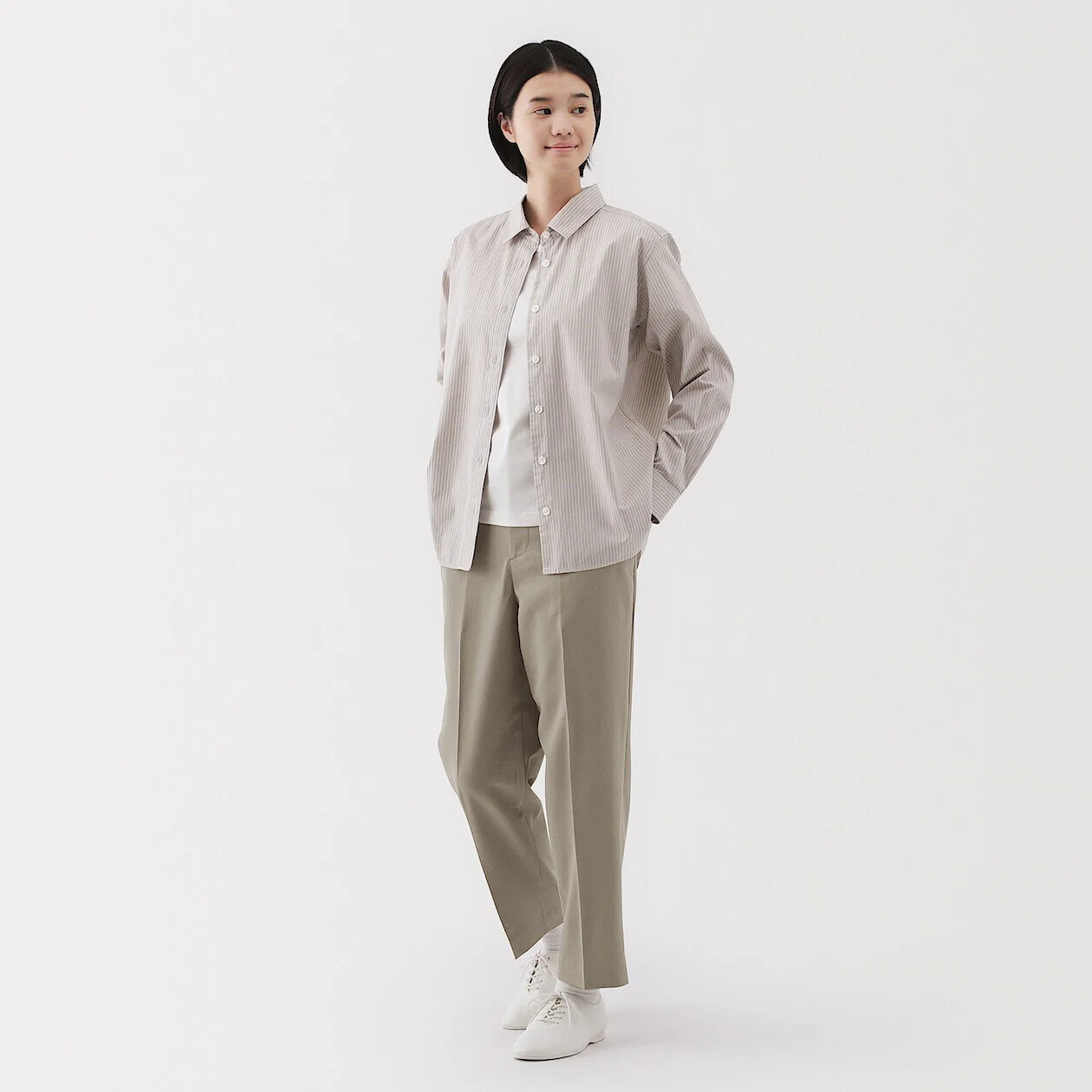 Water Repellent Tapered Pants - Image 32
